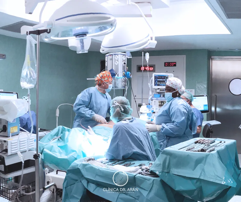 Clinica estetica Cirugía Plástica y Estética en Barcelona | Clínica Dr. Arán en Barcelona