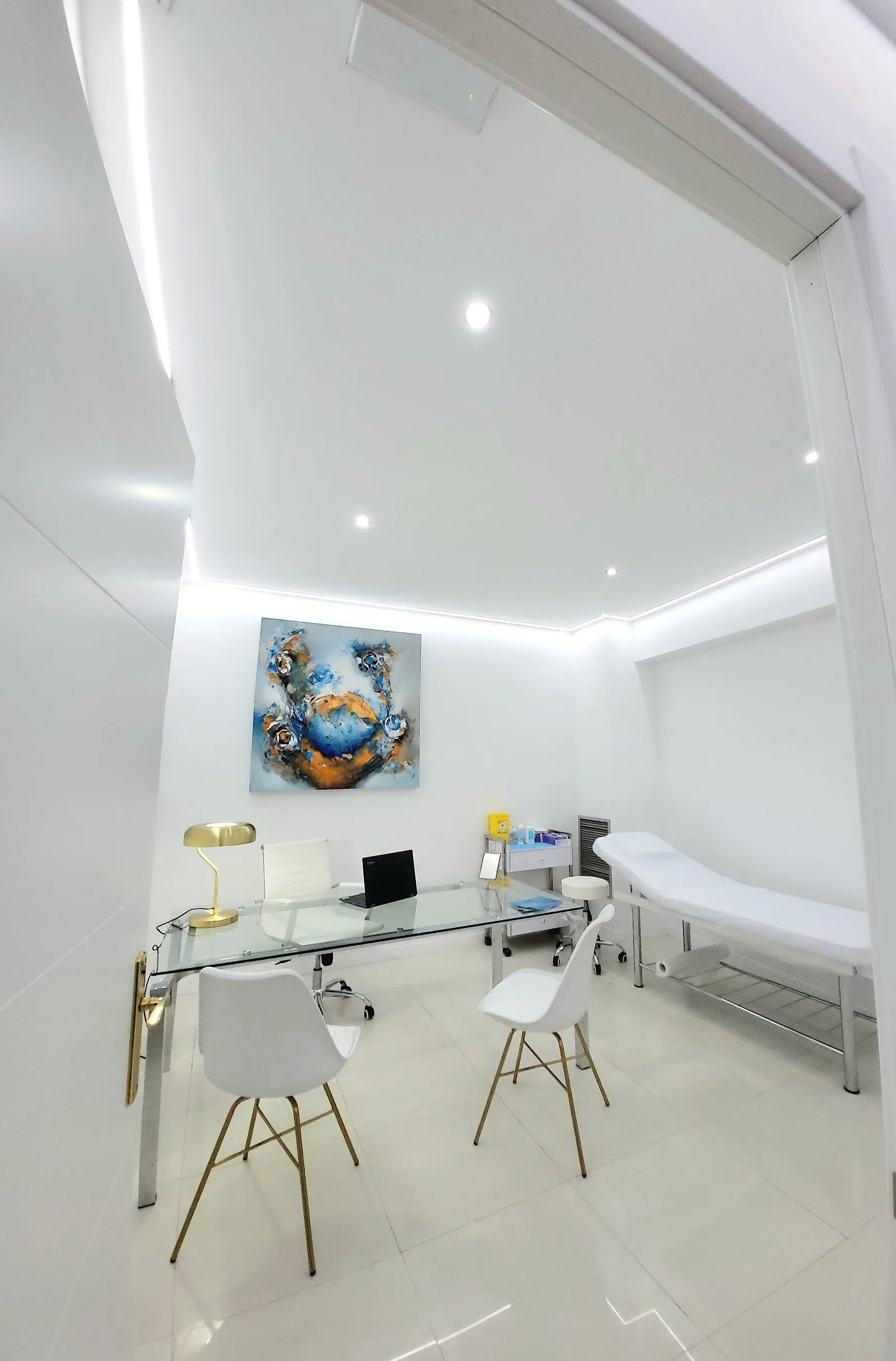 Wunderbar Hair Clinic – Trasplante Capilar Barcelona en Barcelona